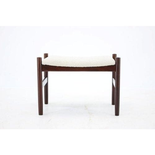 Mid-Century Danish Modern Wooden Stool in White Bouclé, 1960s For Sale - Image 3 of 8