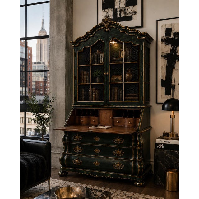 Late 20th Century Henredon Oxidized Emerald Bombe Secretary Cabinet With Antiqued Gold Gilding & Chicken Wire Display Hutch For Sale - Image 5 of 5