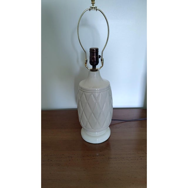 1970s Vintage William Morris Pimpernel Shade With Lamp For Sale - Image 5 of 9