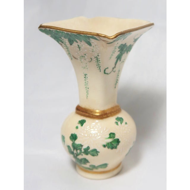 Japanese Late 19th Century Japanese Satsuma Miniature Vase With Green Leaves and Branches, and Beautiful Flowers in Relief in White For Sale - Image 3 of 18