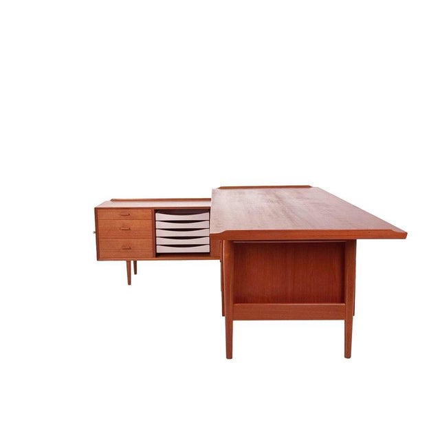 Model 209 Executive Desk by Arne Vodder for Sibast, Denmark, 1960s For Sale - Image 3 of 18
