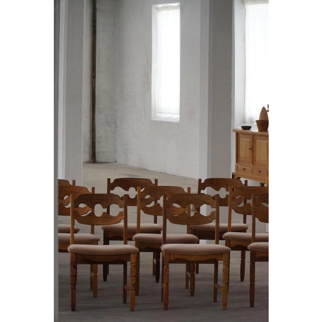 Razorblade Dining Chairs in Oak and Mohair by Henning Kjærnulf, 1960s, Set of 12 For Sale - Image 10 of 18