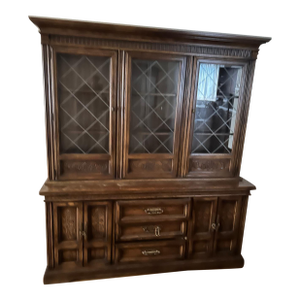 1960s Mid-Century Solid Wood Oak China Cabinet Hutch