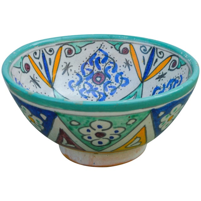 Moroccan Mid 20th Century Moorish-Patterned Ceramic Bowl For Sale - Image 3 of 11