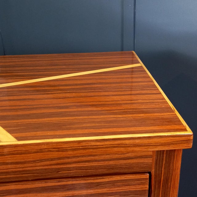 Mid-Century Italian Chest of Drawers in the style of Gio Ponti, 1960s For Sale - Image 16 of 18