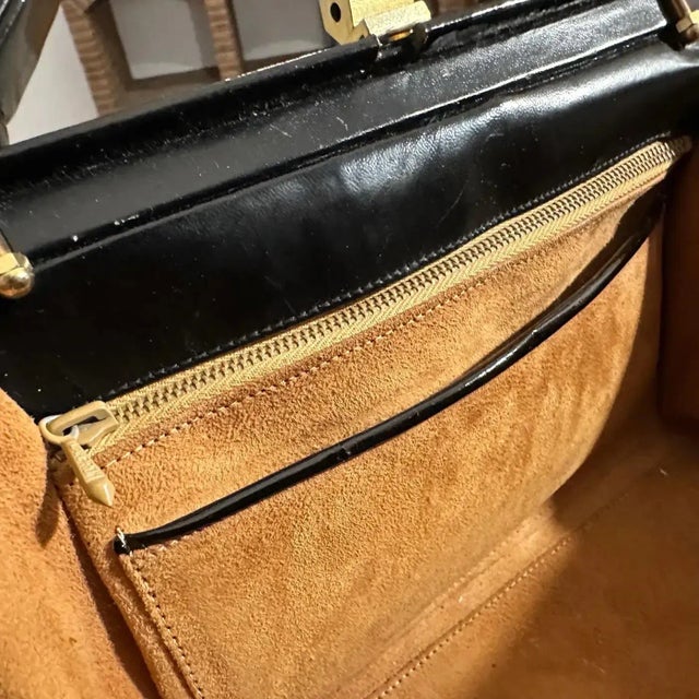 1960s 1960s Green and Brown Suede and Black Leather Italian Top Handle Bag For Sale - Image 5 of 13