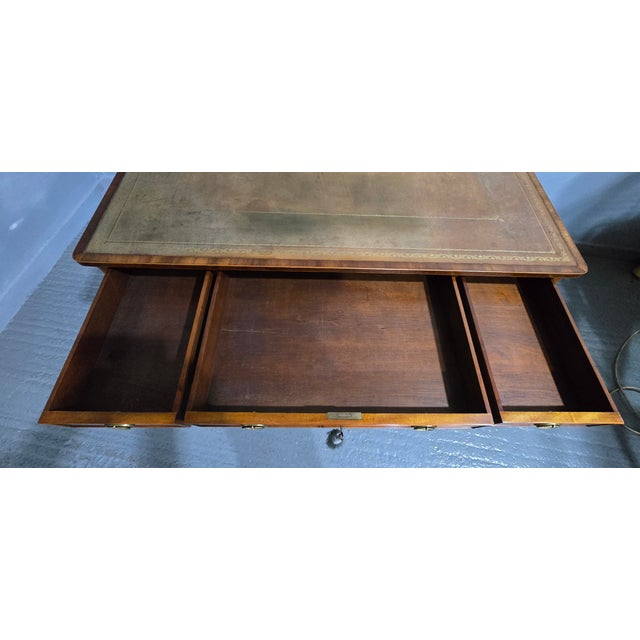 Vintage Desk in Mahogany, 1920 For Sale - Image 11 of 15