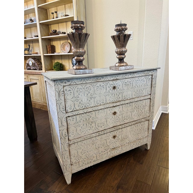 Italian Tuscan Painted Three Drawer Commode - 19th C For Sale - Image 9 of 10