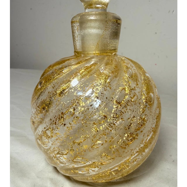 Vintage Hand Blown Italian Murano Venetian Gold Flek Glass Scent Perfume Bottle For Sale In New York - Image 6 of 13