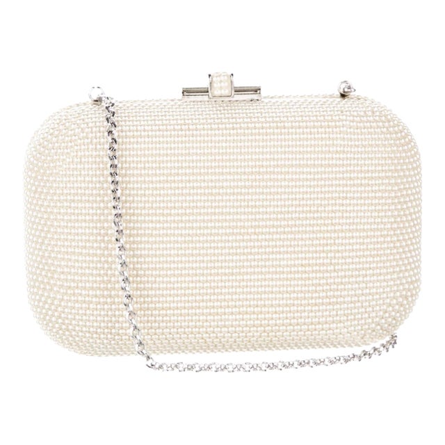 2020s Judith Leiber Slide Lock Crystal Pearl Ivory White Shoulder Clutch Evening handBag Minaudière For Sale