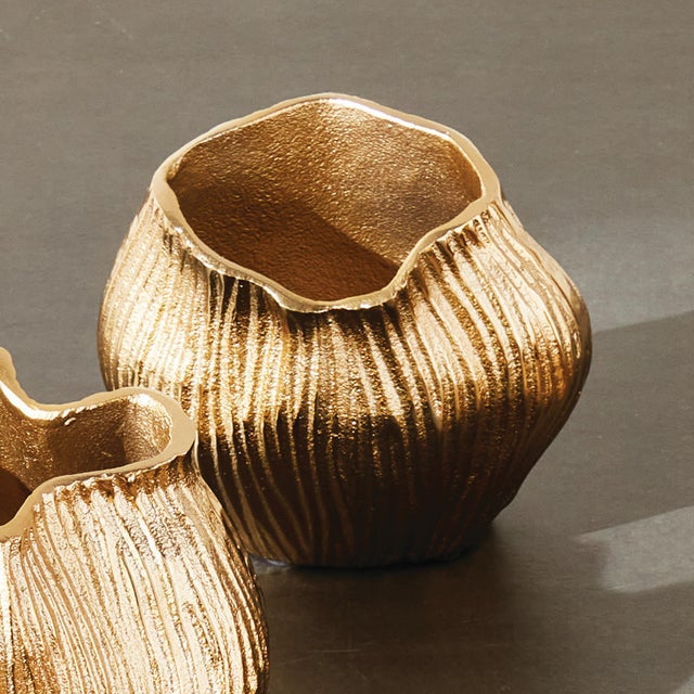 Kenneth Ludwig Chicago Lillian Vase Small For Sale - Image 4 of 4