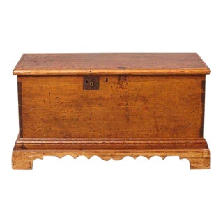 Early 19th Century American Pine Blanket Chest or Trunk, Circa 1820s For Sale
