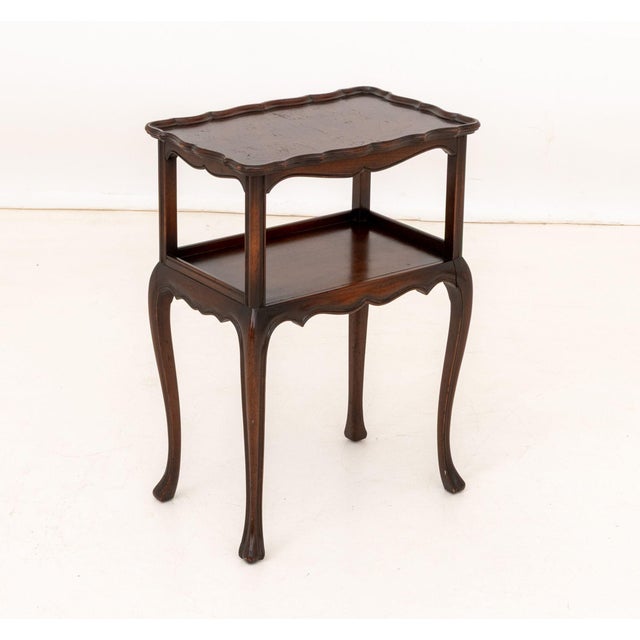 Wood Early 20th Century Queen Anne Style Two-Tier Mahogany Side Table For Sale - Image 7 of 9