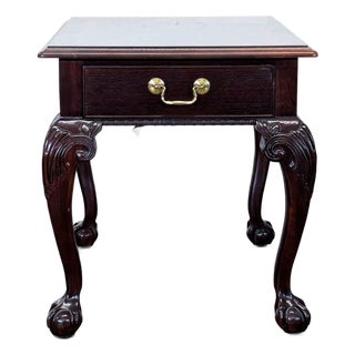 Vintage 1994 Thomasville Mahogany End Table For Sale