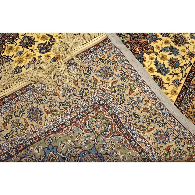 1950s Small Classic Beige Field Medallion Vintage Isfahan Wool Silk Carpet Rug For Sale - Image 12 of 12