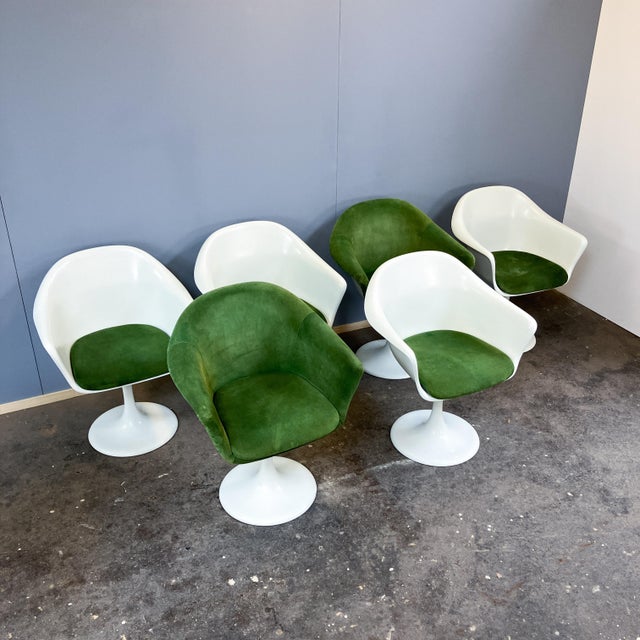 Green Space Age Swivel Chairs and Extendable Table by K. Schäfer for Lübke, 1960s, Set of 7 For Sale - Image 8 of 18