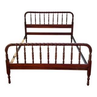 Vintage Full Size Jenny Lind Spindle or Spool Bed For Sale