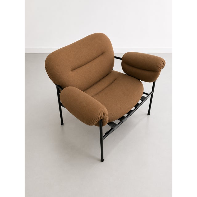 Mid-Century Modern Fogia Bollo Lounge Chair – Contemporary Scandinavian Design (Circa Late 2010s–Early 2020s) For Sale - Image 3 of 6