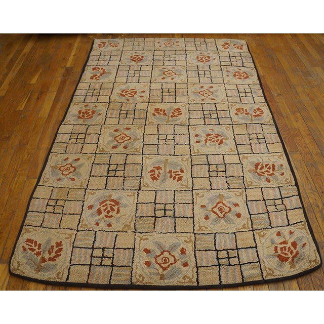 Early 20th Century American Hooked Rug ( 4' x 7'1" - 122 x 216 )