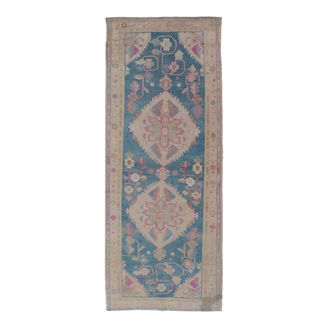 Antique Persian Gallery Mahal Rug in Wool With Floral Medallion Design For Sale