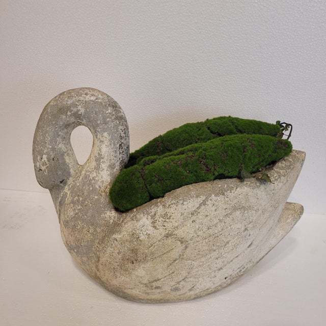 Sculpture Materials Antique Swan Planters in Concrete, France, 1920s, Set of 2 For Sale - Image 7 of 18