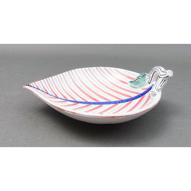 Stig Lindberg Gustavsberg Sweden Mid Century Modern Hand Painted Leaf Art Pottery Bowl Dish Measures approximately 7 3/4"...