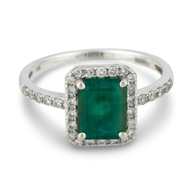 Contemporary Effy 1.30 Carat Emerald Diamond 14k White Gold Ring, Size 7 For Sale - Image 3 of 6