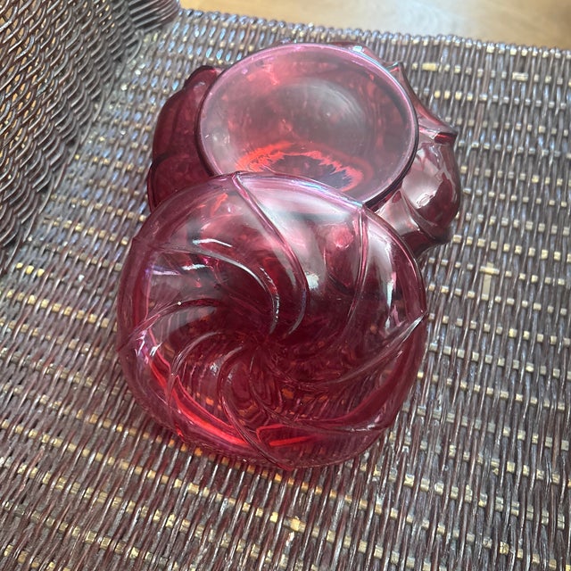 Fenton Art Glass Company 1940s Fenton Wave Crest Cranberry Glass Dresser Box For Sale - Image 4 of 4