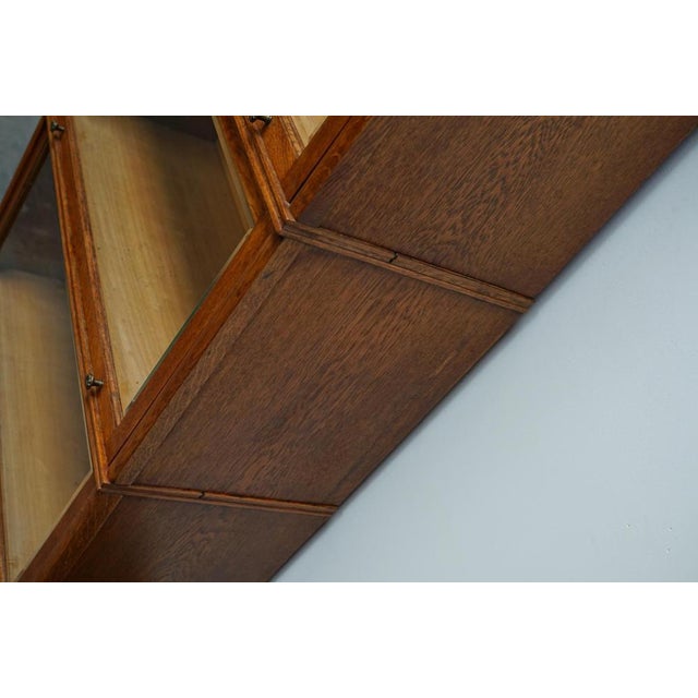 German Oak Bookcase with Folding Doors in style of Globe Wernicke, 1900s For Sale - Image 6 of 18