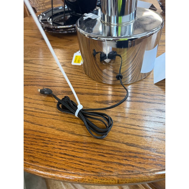 Vintage Mid-Century Modern Robert Sonneman for Laurel Chrome & Aluminum Mushroom Lamp For Sale In Atlanta - Image 6 of 9