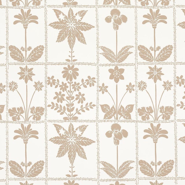 Sample - Schumacher Georgia Wildflowers Wallpaper in Neutral For Sale
