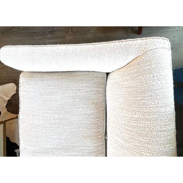 Ecru 1960s Mid-Century Modern Sofa Upholstered in Boucle For Sale - Image 8 of 9