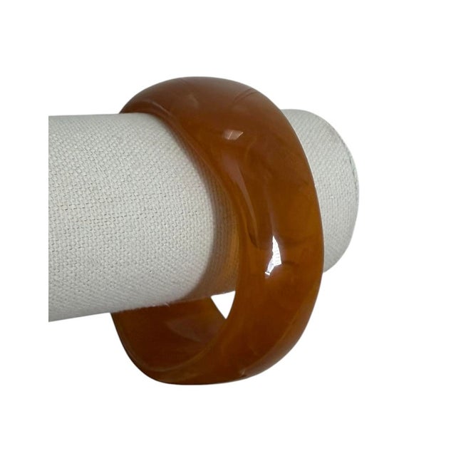 Mid-Century Modern 1940s Hand Carved Wave Style Bakelite Bangle For Sale - Image 3 of 3