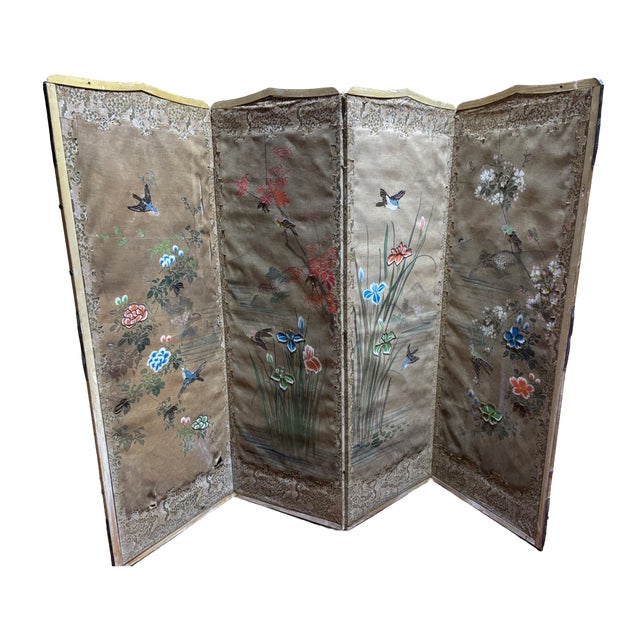 19th Century Meiji Japanese Four-Panel Folding Screen in Painted Silk For Sale