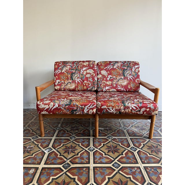 Mid-Century Scandinavian Floral Sitting Area Set, 1960s, Set of 3 For Sale - Image 3 of 18