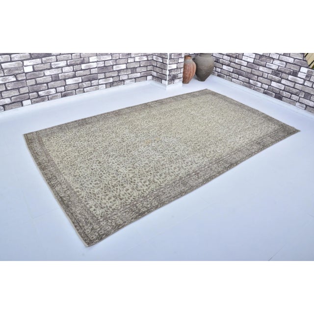 1960s Handmade Abstract Design Wool Turkish Area Rug For Sale In Phoenix - Image 6 of 11