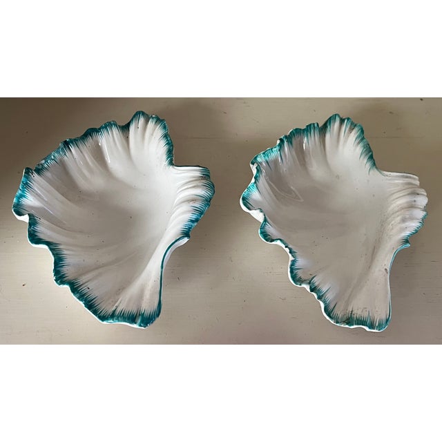 Antique 18th Century Wedgwood Creamware Feather Edge Sea Shell Dishes - A Pair For Sale - Image 10 of 16