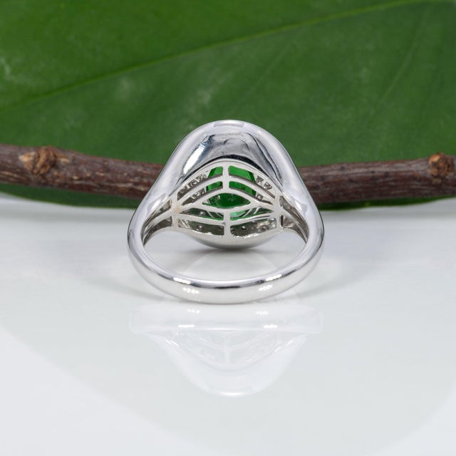 Green 2Ct Tsavorite Garnet Ring With Natural Diamond Accents: Solid 14k Gold, 9x6.5mm, Size 6.75 For Sale - Image 8 of 9