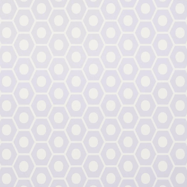 Not Yet Made - Made To Order Sample - Schumacher Queen B Wallpaper in Lavender For Sale - Image 5 of 5