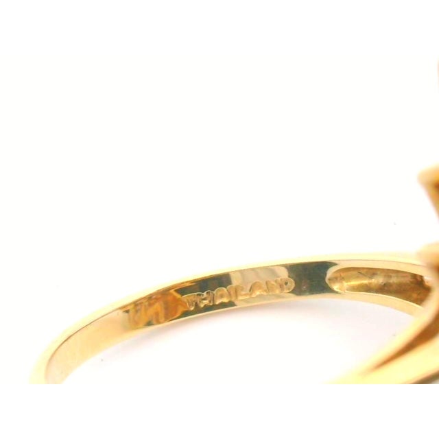 1990s 14k Yellow Gold Tanzanite Cluster Ring, Size 8 For Sale - Image 11 of 11