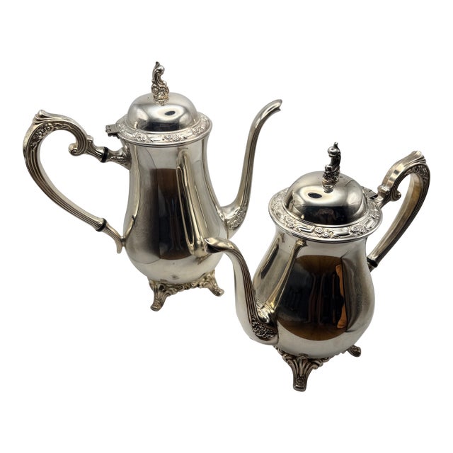 Oneida Du Maurier Silver Plate Coffee Pot & Teapot Set / Pitchers Ornate Vintage For Sale