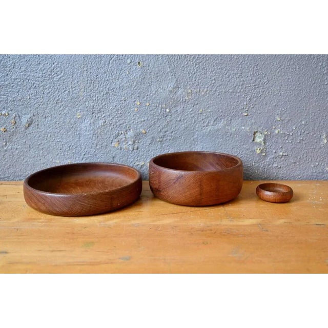 Modern Scandinavian Teak Bowls, 1960s, Set of 3 For Sale - Image 3 of 7