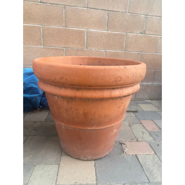 Large Vintage Italian Terracotta Garden Planter With Rolled Rim, Tuscany For Sale - Image 12 of 12