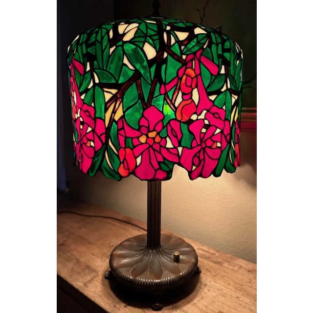 Unique Art Glass & Metal Company Tiffany Studios Style Morning Glory Leaded Glass Table Lamp, Circa 1915 For Sale In San Diego - Image 6 of 18