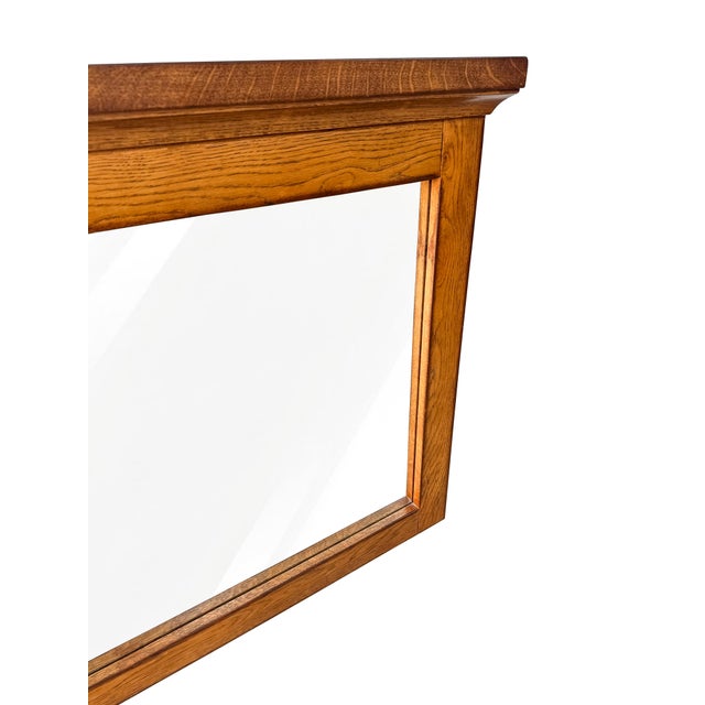 1990s Large Vintage Sovereign Collection Over Mantle Wall Mirror with Golden Oak Frame from Morris Furniture, 1990s For Sale - Image 5 of 12