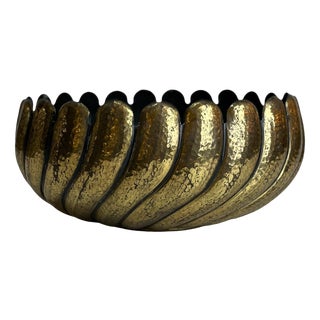 Italian Brass Bowl in the style of Egidio Casagrande, 1970s For Sale