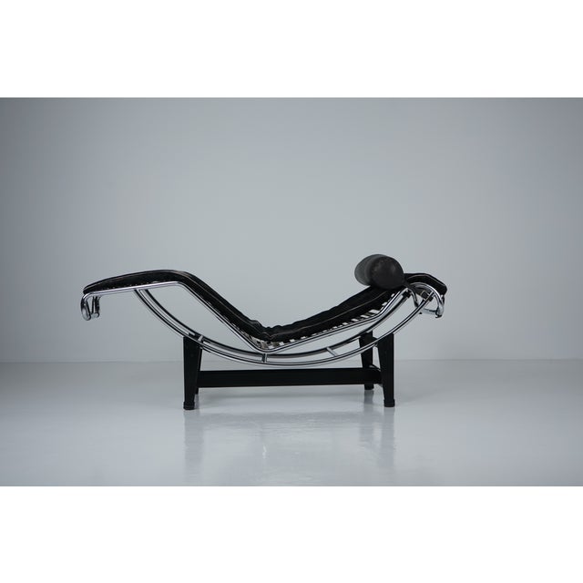 Cassina LC4 Chaise Lounge by Le Corbusier and Pierre Jeanneret for Cassina, 1970s For Sale - Image 4 of 18