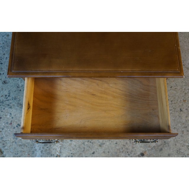 Late 20th Century Sumter Cabinet Early American Hard Rock Maple Bedside Cabinet Chest Nightstand For Sale - Image 10 of 18