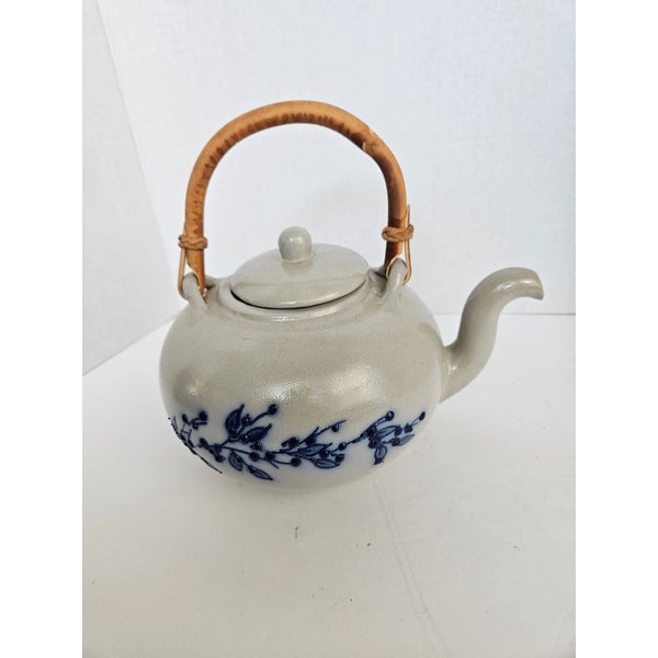 Salmon Falls Stoneware Blueberry Teapot, Dover, n.h. 2002 Lidded