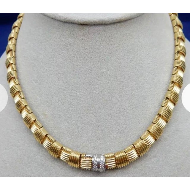 Roberto Coin Appassionata Necklace in 18 Karat Gold 70 Grams and Diamonds For Sale - Image 12 of 18